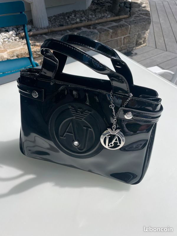 Armani Jeans Armani Tassen Outlet Sling Bag Armani Jeans Bags 2018 - Main Image