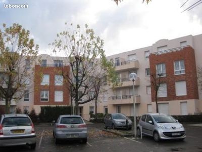 Appartement 1 pièce 25 m² · à Élancourt · 25 m² · 628 €/mois
