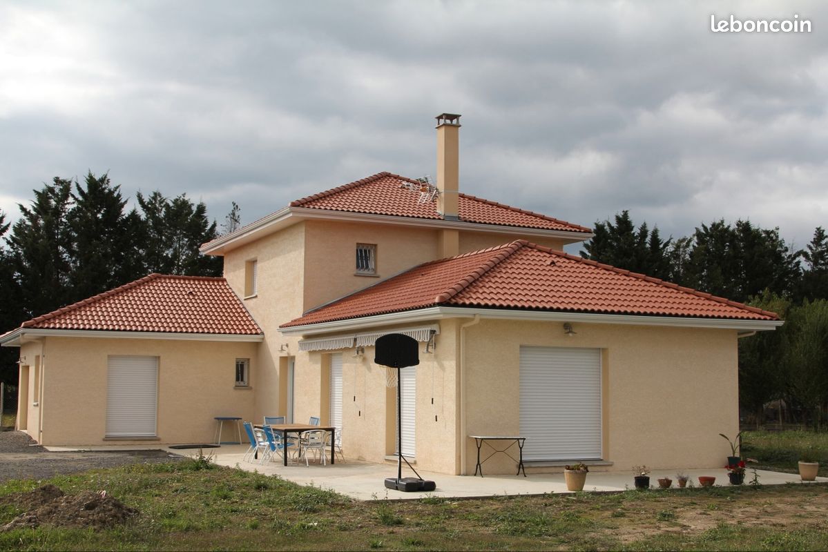 Appartement 5 pièces 90 m² · à Sisteron · 90 m² · 1 200 €/mois