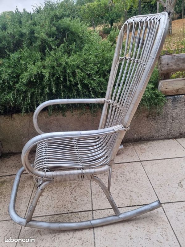 Fauteuil à bascule / Rocking chair en bambou (image 3)