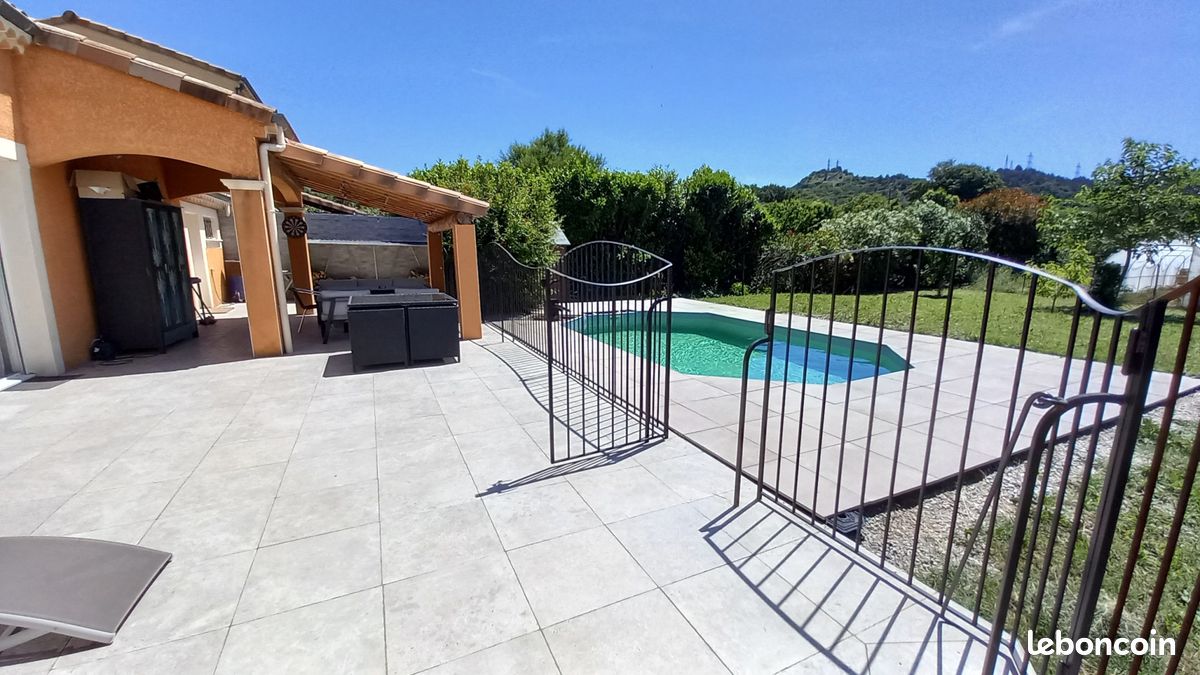 Maison 4 pièces 97 m² · à Châteauneuf-du-Rhône · 97 m² · 289 000 €