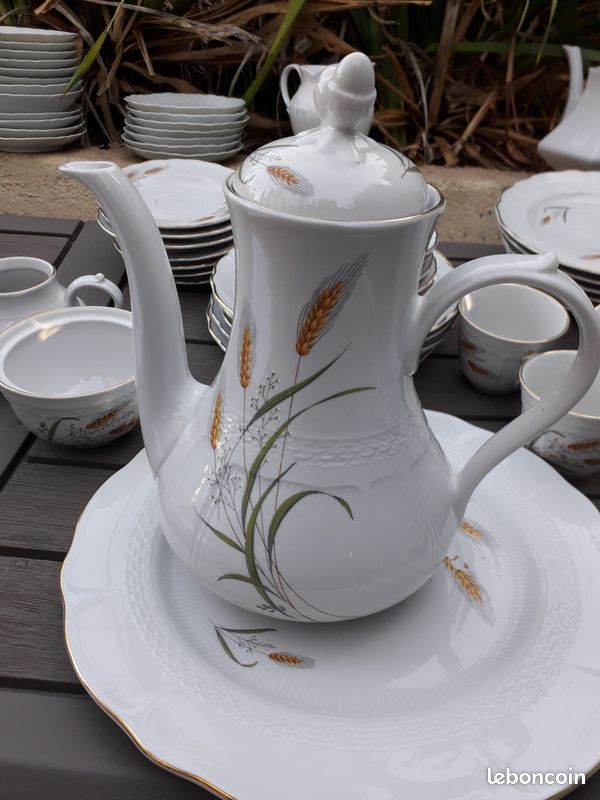 Service En Porcelaine Anglaise XIX° Royal Worcester Dunkerque 59640 Service En Porcelaine Anglaise XIX° Royal Worcester Dunkerque 59640
