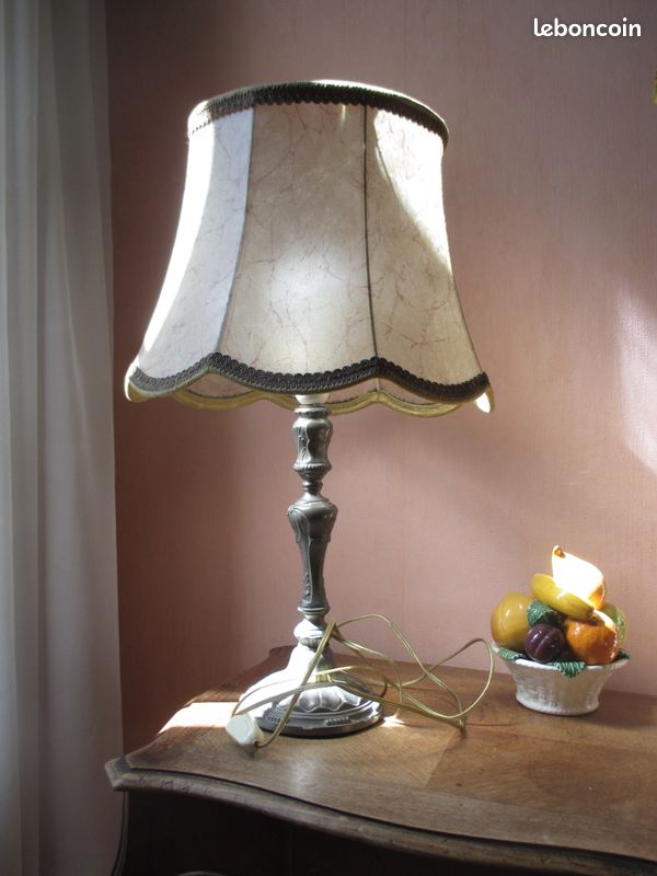 Lampe en étain et verre vintage | Kaufen auf Lampe en étain et verre vintage | Kaufen auf