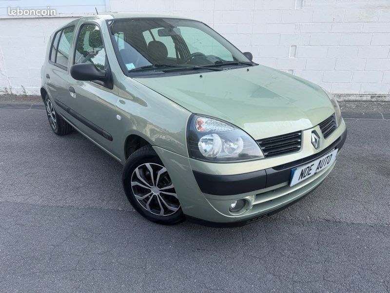 RENAULT CLIO Il 5 Portes Phase 2 1.2 i 75 cv (image 1)