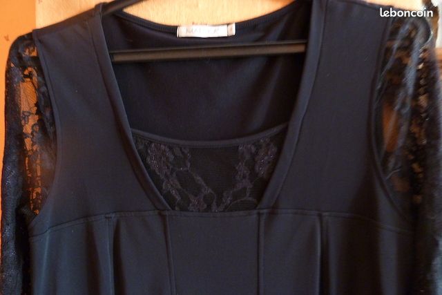 Robe longue noire, neuve, de marque 