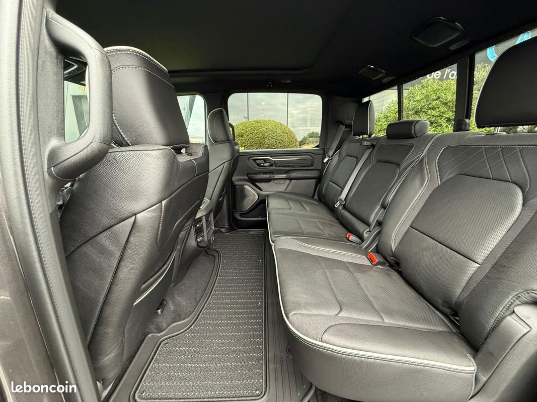 Dodge ram 1500 crew limited night edition rambox (image 13)