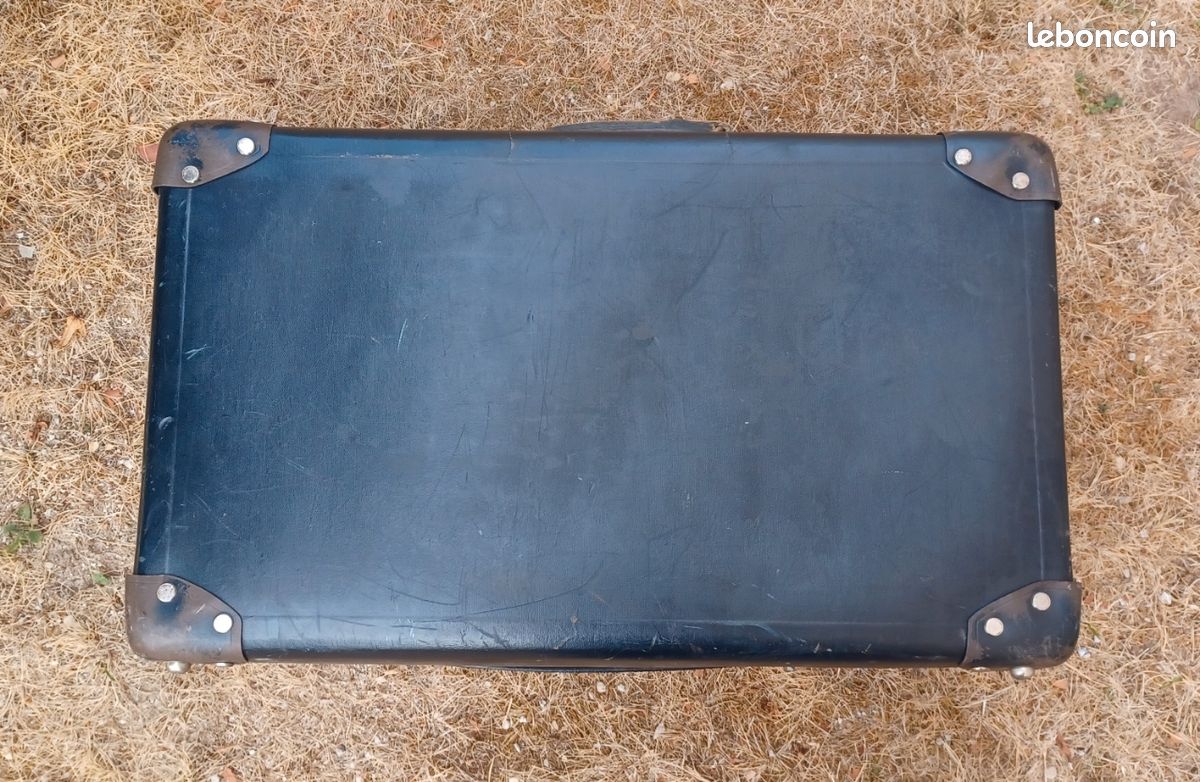 VALiSE EN CARTON NOiRE ViNTAGE (image 6)