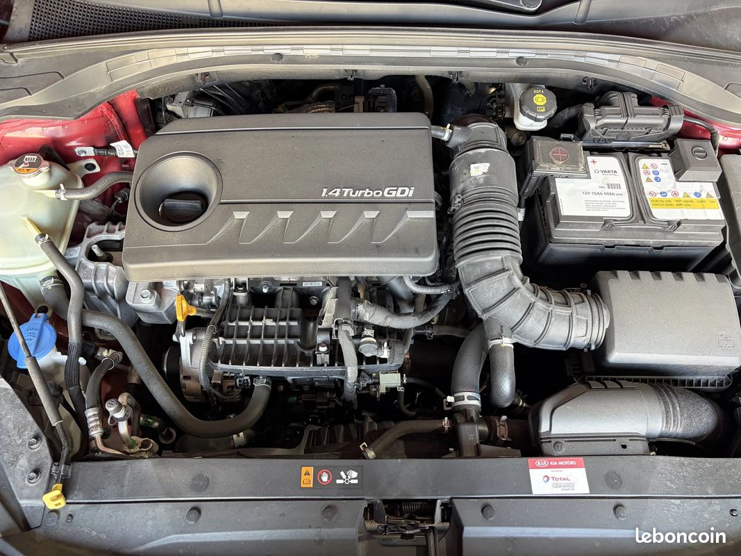 Kia CEED 1.4 140 GT Line Premium FULL ENTRETIEN KIA / TOIT OUVRANT / VOLANT CHAUFFANT (image 32)