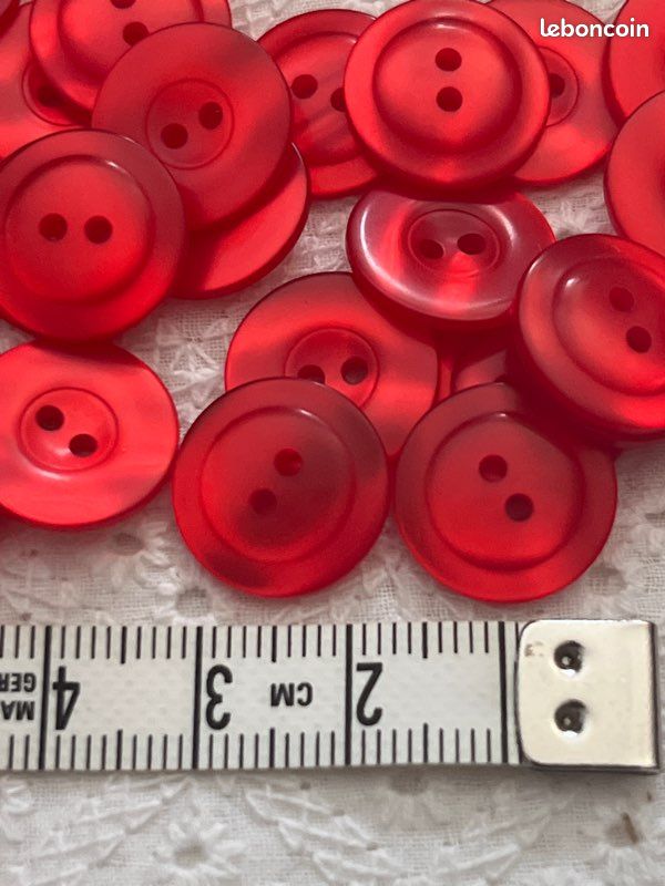Lot De 10 Boutons Vintage Rouges Mouchetés - 1,5 Cm De Hauteur, Parfait Pour La Couture Créative
