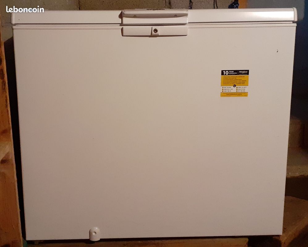 Congélateur Whirpool 250L (image 1)
