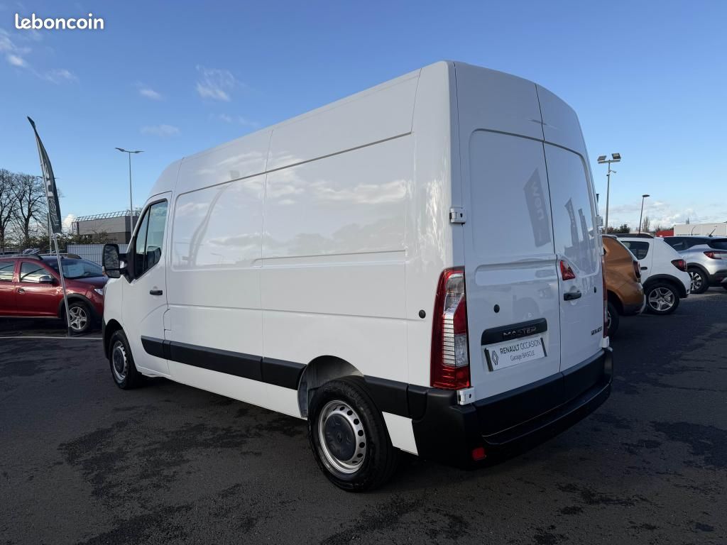 RENAULT MASTER III FOURGON F3500 L2H2 2.3 Blue dCi - 135 Traction Confort (image 5)