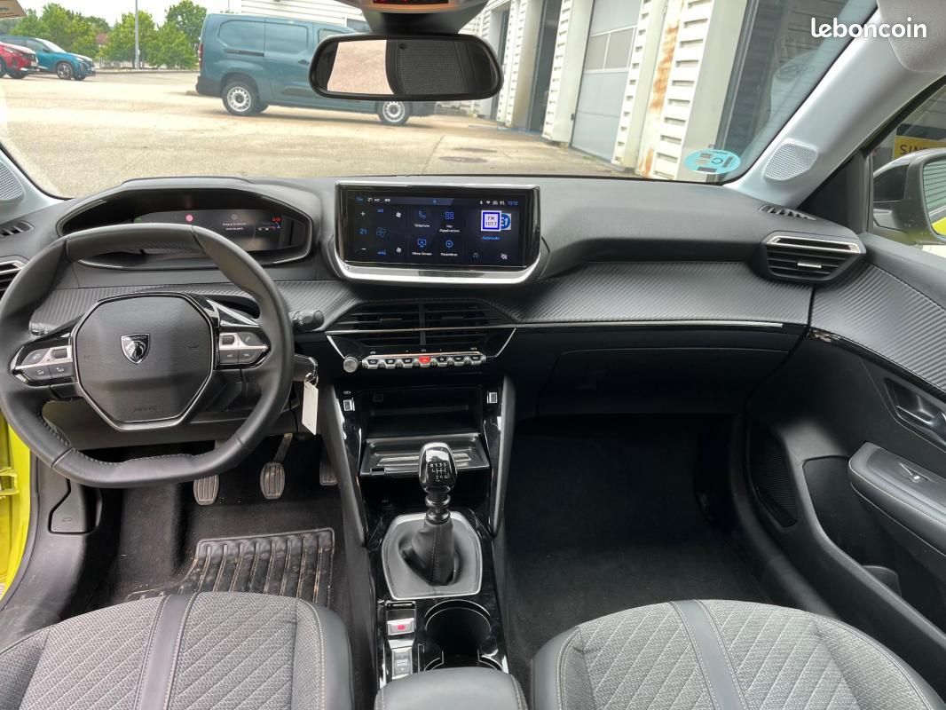 Peugeot 208 1.2 100CH ALLURE BVM6 (image 11)