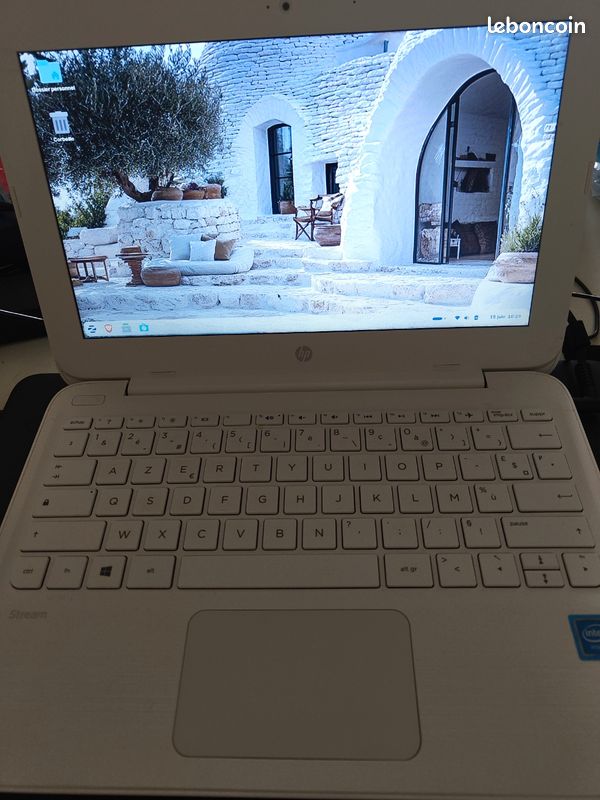 Mini PC HP Stream 11-y006nf sous Linux Zorin (image 1)