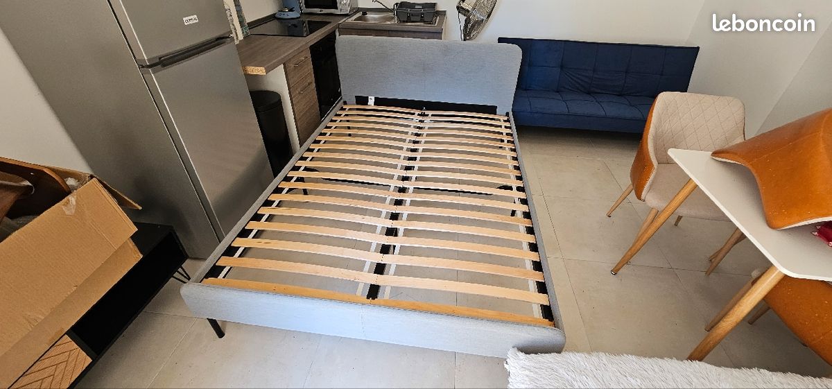 Lit IKEA Slattum gris 140x200 (image 1)