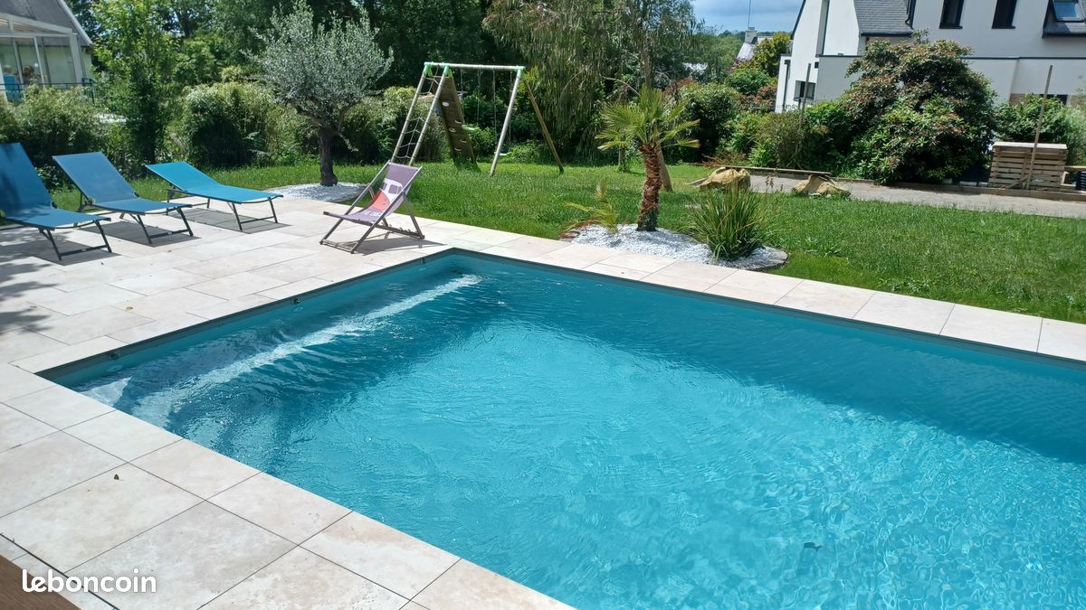 Location Maison 9-10p piscine et terrain de petanque (image 1)