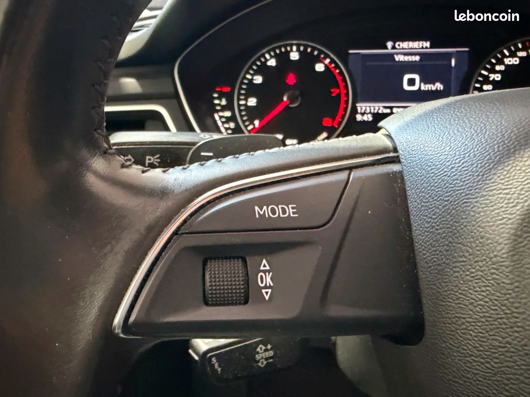 AUDI A4 AVANT 2.0 L TFSI ultra 190 CV S tronic 7 * SUIVI COMPLET AUDI / CARPLAY / HAYON ELECTRIQUE / VIDANGE FAITE POUR LA VENTE (image 16)