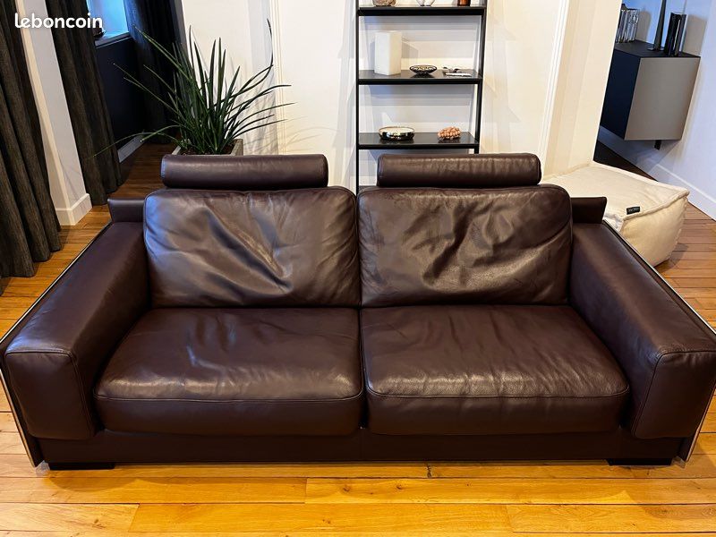 Canapé 3 places ROCHE BOBOIS modèle ST ANDREW en cuir cerise | €850