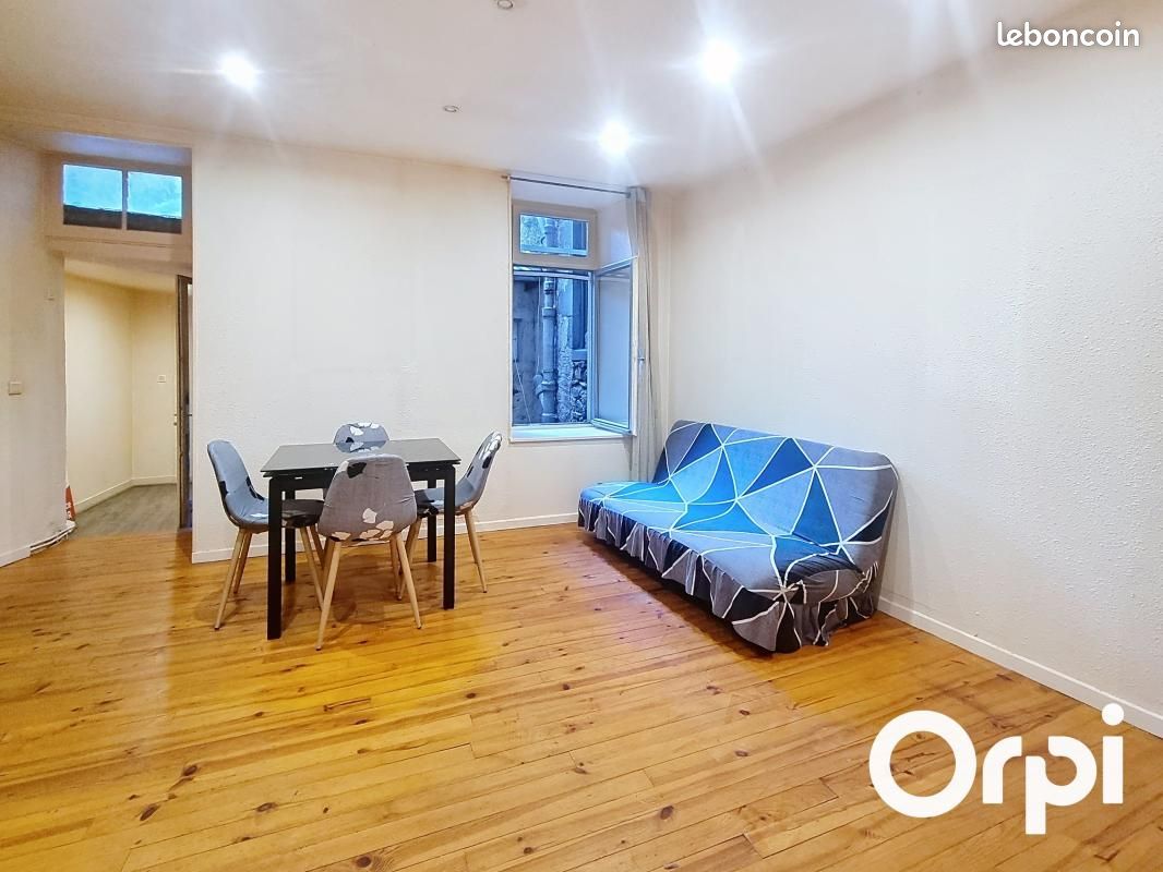 Appartement 2 pièces 75 m² · à Saint-Flour · 75 m² · 540 €/mois