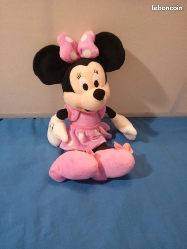 Peluche Minnie Disney grand modèle 35 cm (image 16)