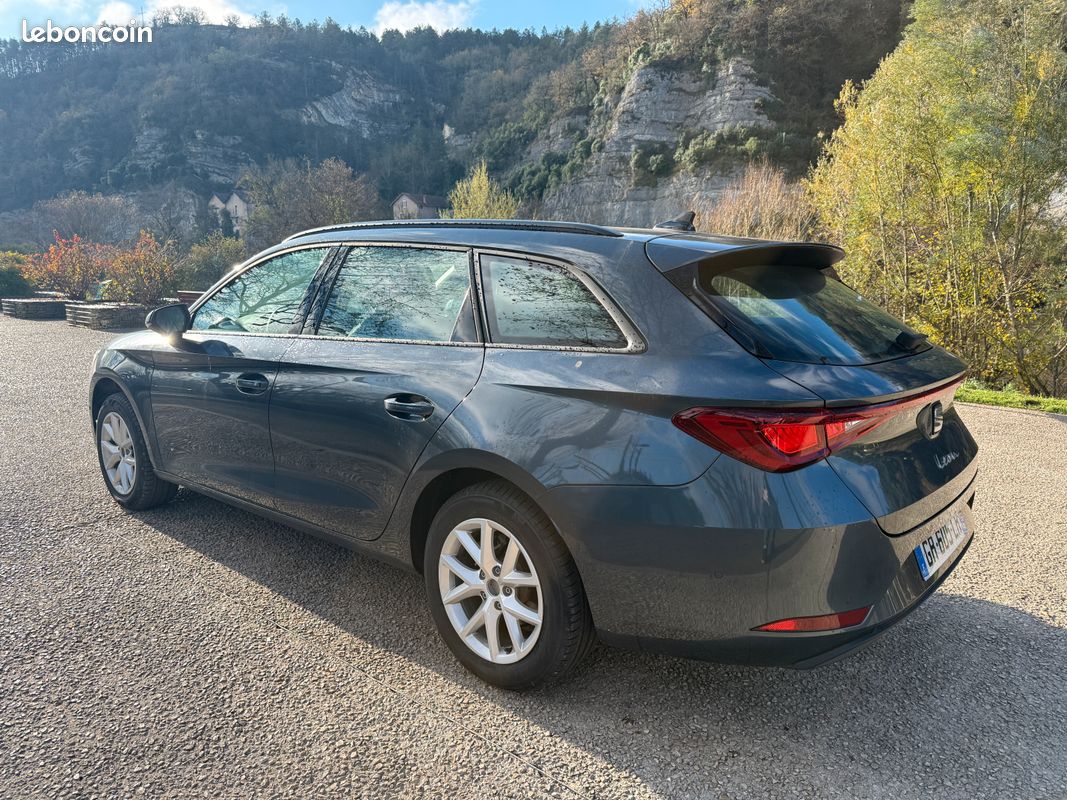 Seat Leon IV SPORTSTOURER 2.0 TDI 150 DSG7 Business break (image 2)