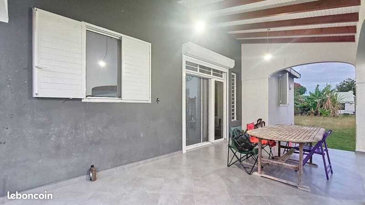 Maison 4 pièces 86 m² · à Port-Louis · 86 m² · 342 400 €