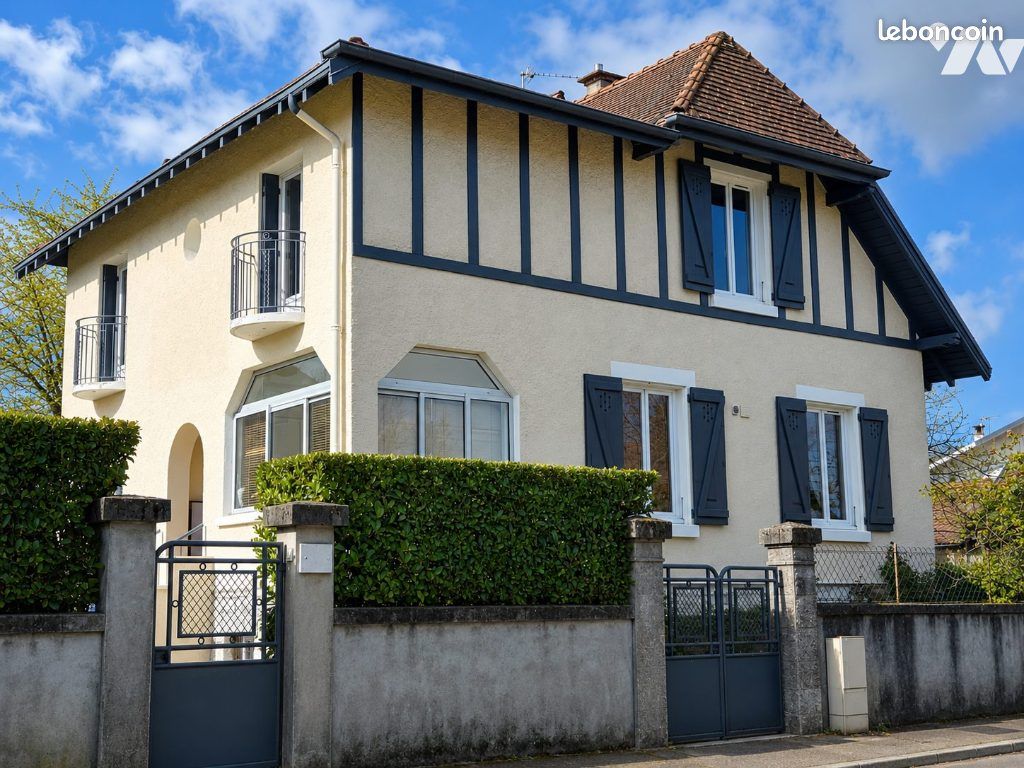 Maison 6 pièces 150 m² · à Chambéry · 150 m² · 728 000 €