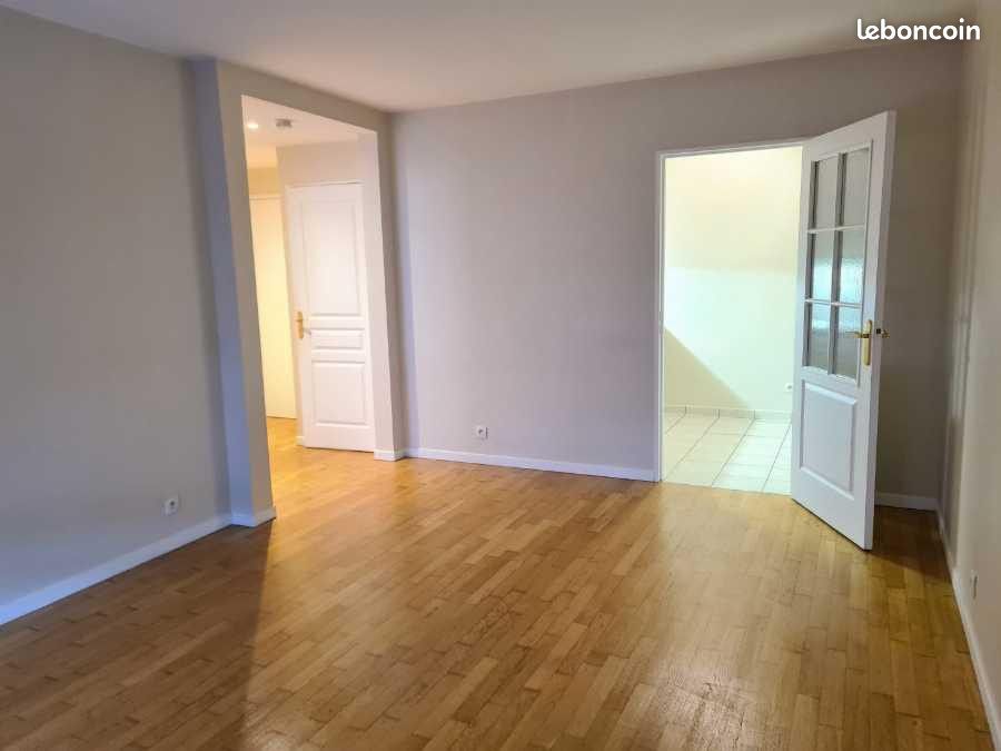 Appartement 2 pièces 41 m² · à Châtillon · 41 m² · 930 €/mois