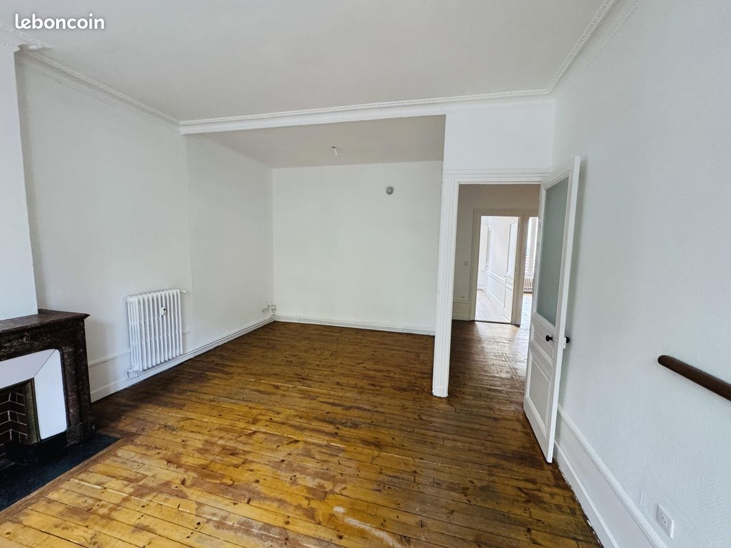 Appartement 3 pièces 92 m² · à Saint-Étienne · 92 m² · 110 000 €