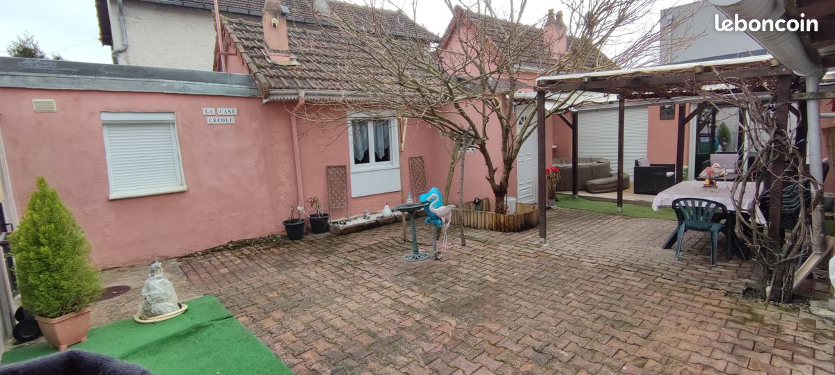 Maison 3 pièces 75 m² · à La Chapelle-Saint-Luc · 75 m² · 144 000 €