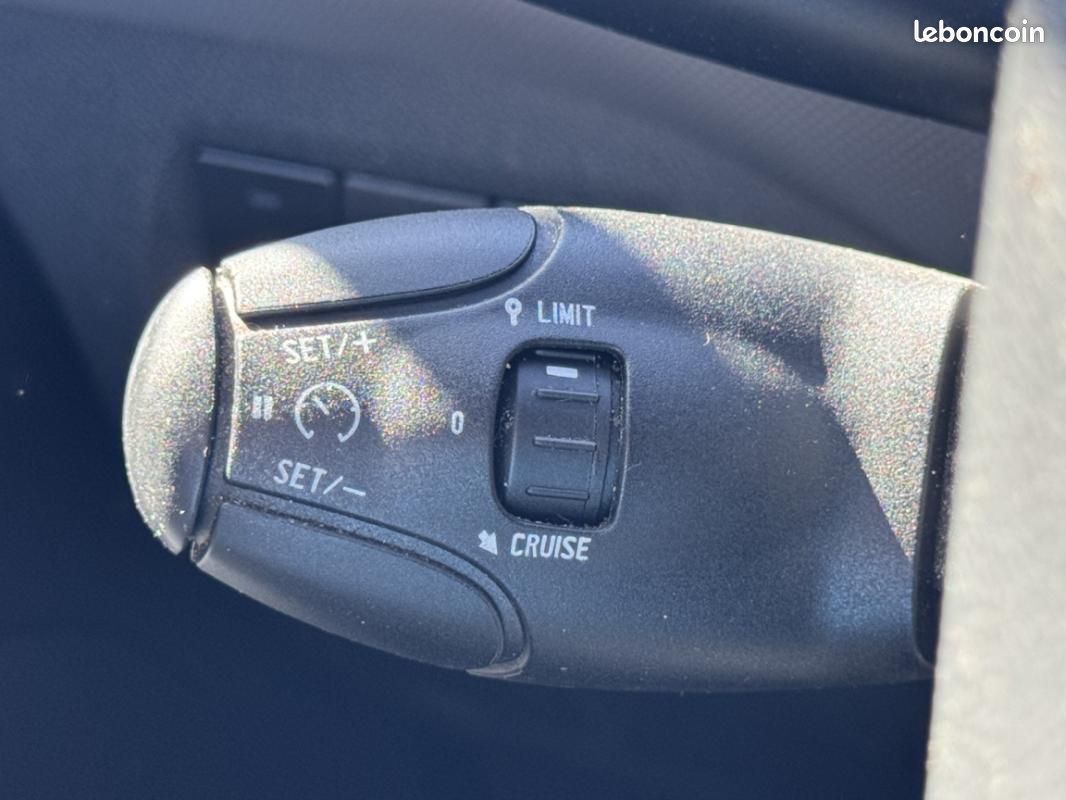 Citroën Berlingo FOURGON L1 BlueHDi 75 CONFORT (image 13)