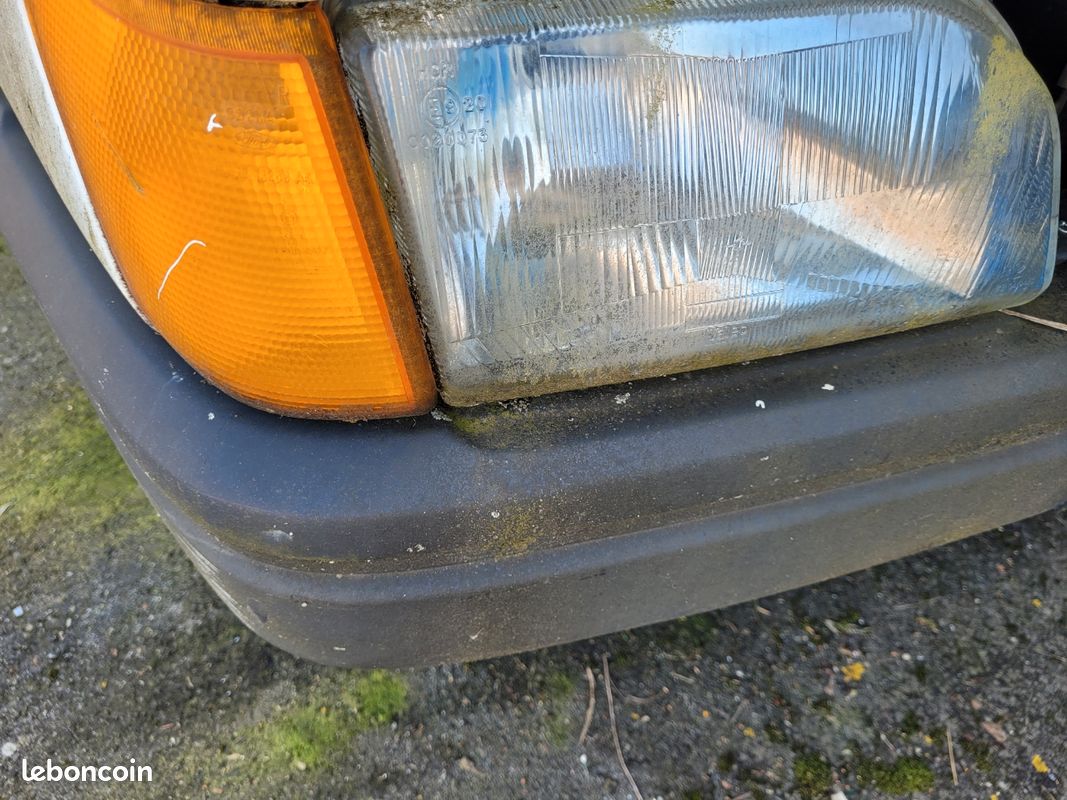 Feux avant et arrière Ford fiesta 1996 15 chacun (image 2)