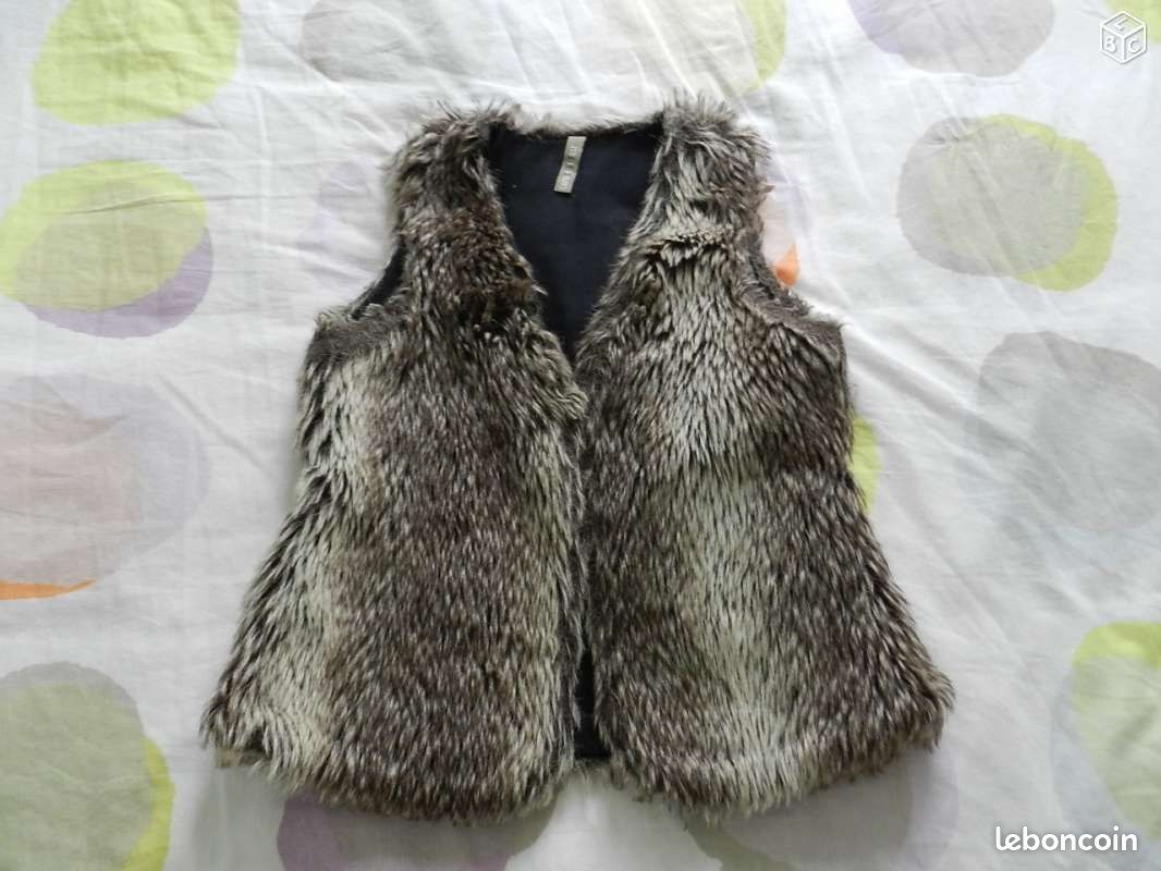 Gilet fausse fourrure fille 12 ans (image 1)