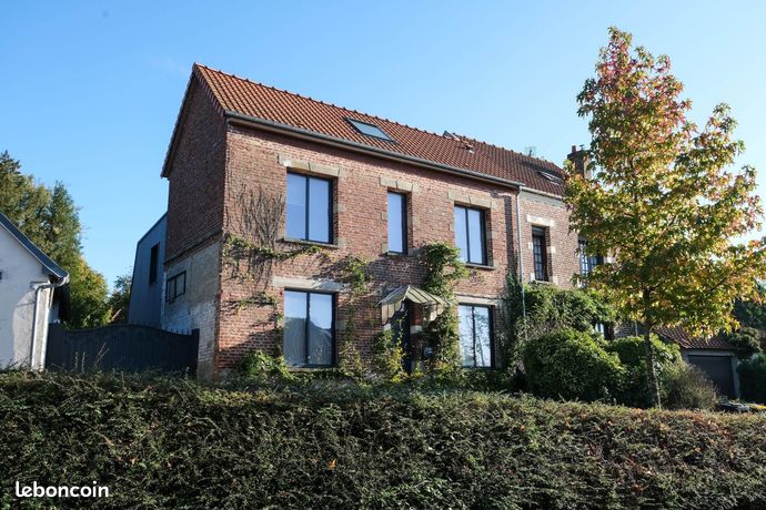 Maison 7 pièces 150 m²