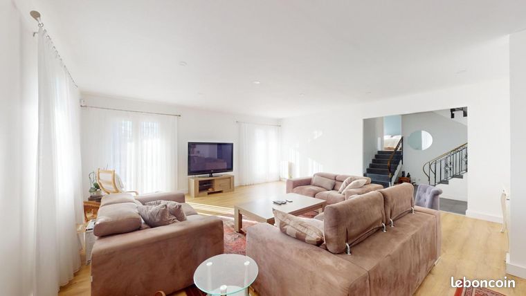 Maison 5 pièces 150 m²