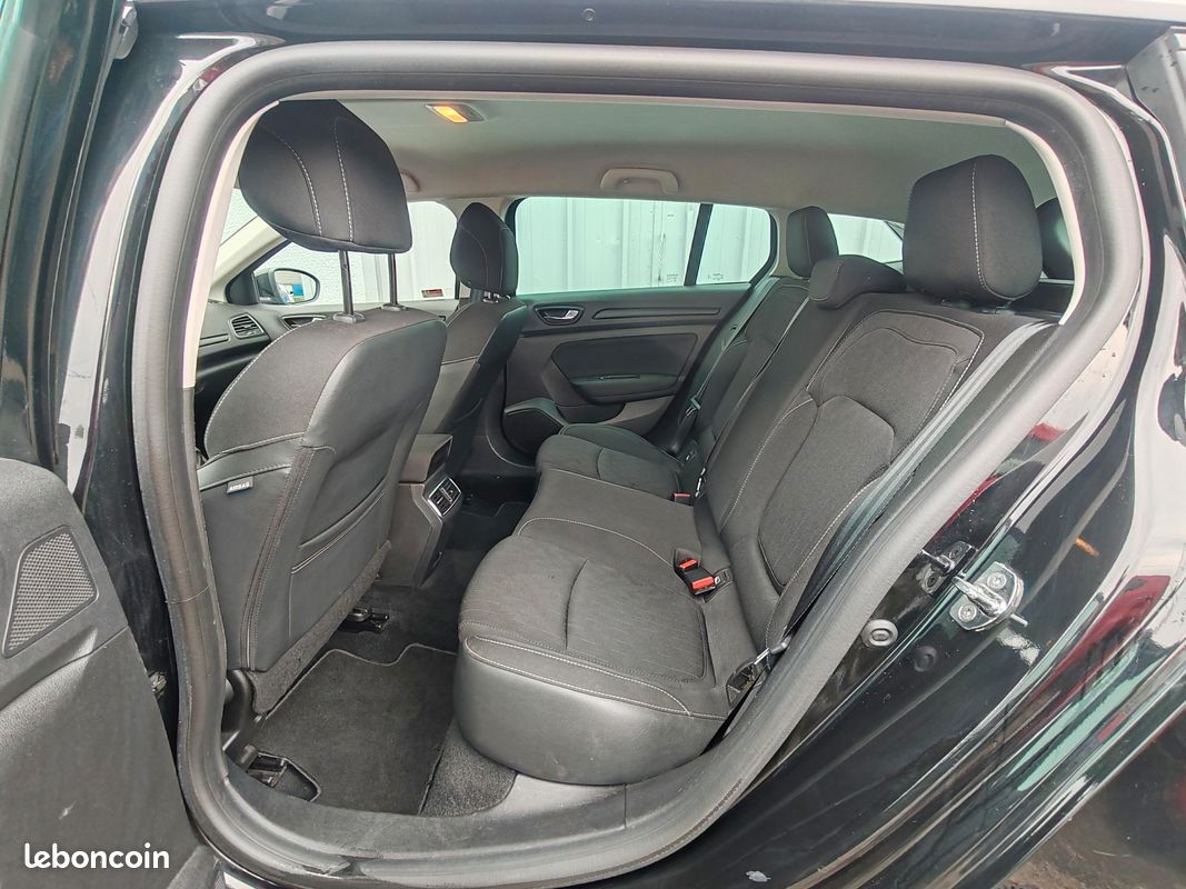 RENAULT MEGANE IV 1.3 Tce ESTATE LIMITED (image 5)