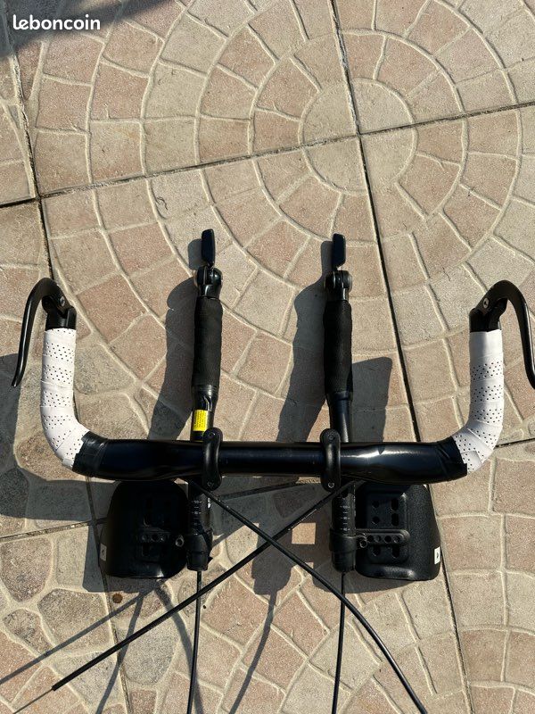 Cintre ZIPP Triathlon ou Contre la montre (image 2)