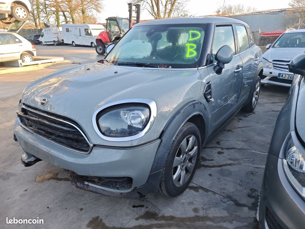 Mini countryman 1.5d accidentée (image 1)