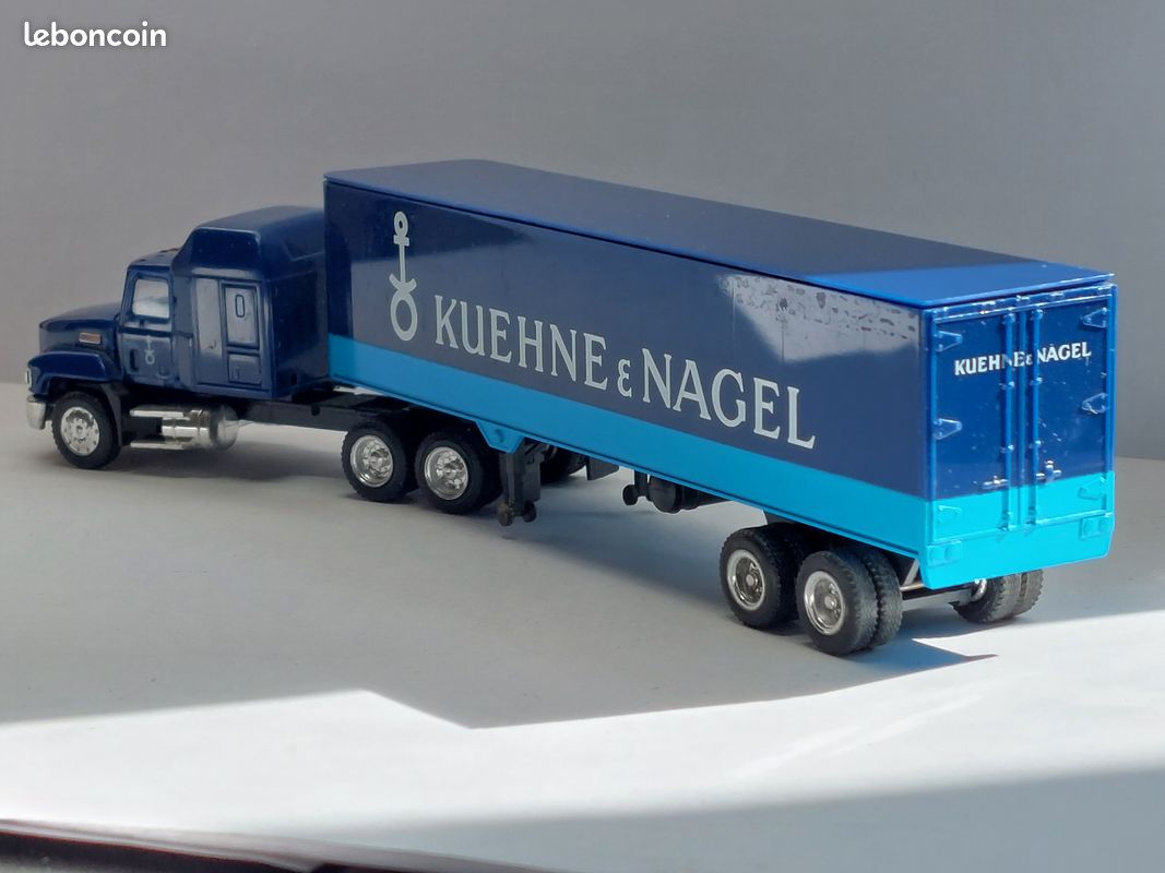 HERPA - 1:87 HO - 24 LKW zur Auswahl - Traktoren, Auflieger, Tanks HERPA - 1:87 HO - 24 LKW zur Auswahl - Traktoren, Auflieger, Tanks
