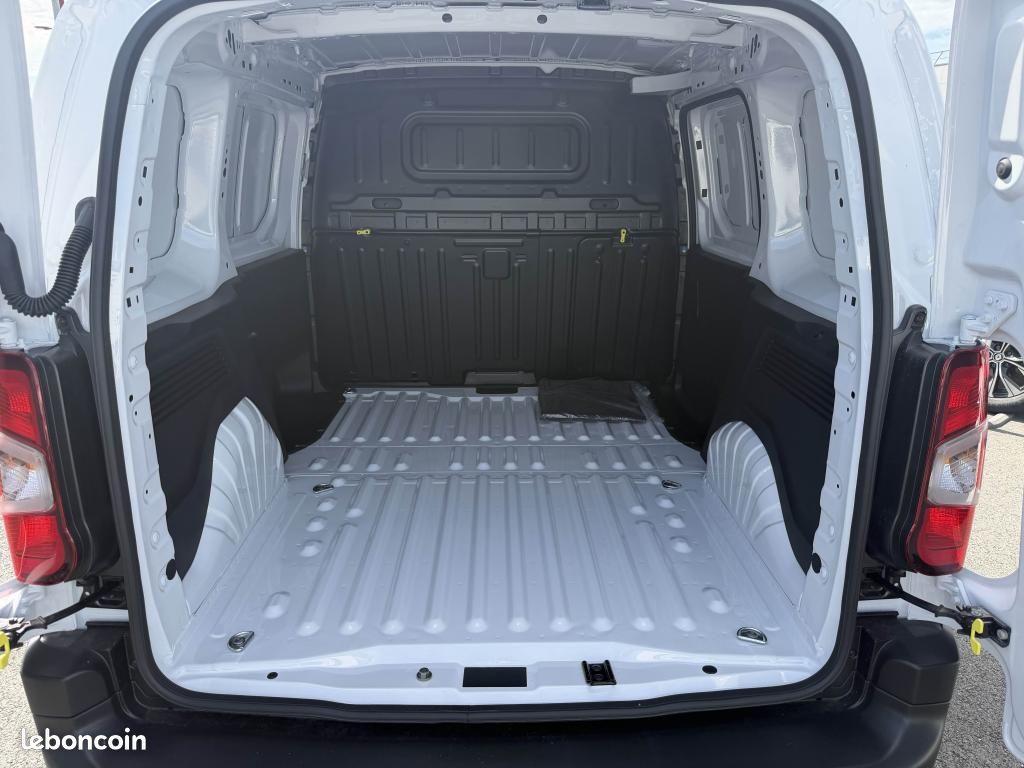 CITROEN BERLINGO III 1.5 BlueHDi S&S - 100 Fourgon M 650 kg (image 10)