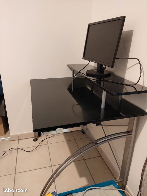 Bureau laqué noir (image 1)