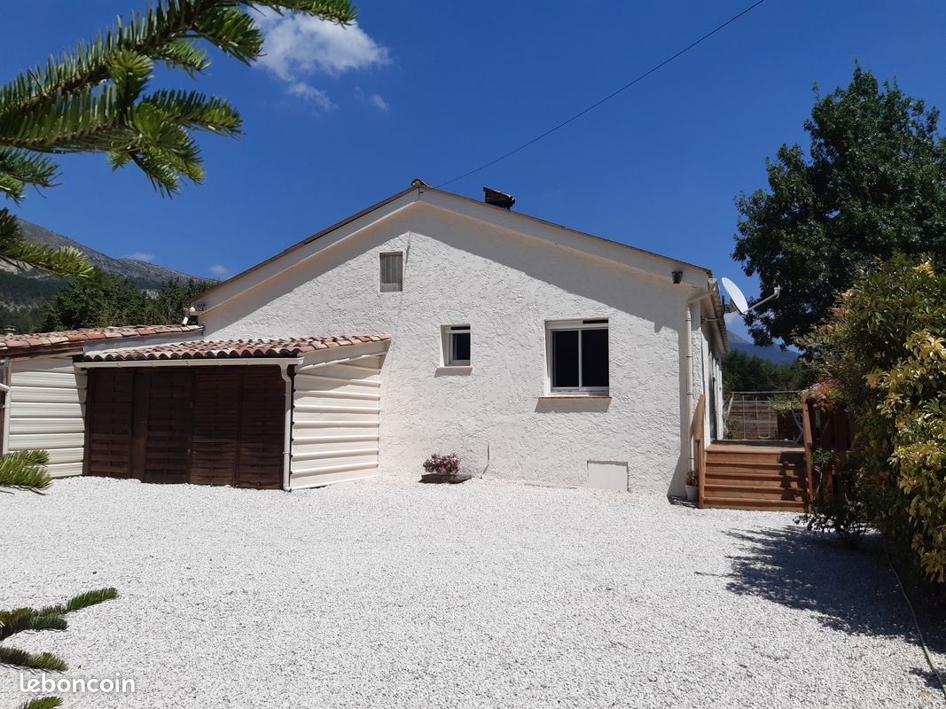 Maison 4 pièces 85 m² · à Peyroules · 85 m² · 315 000 €