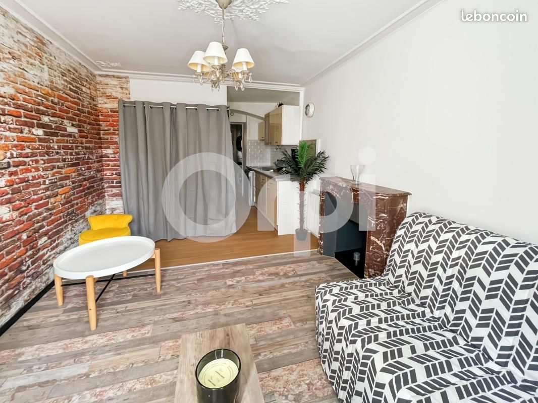 Appartement 1 pièce 17 m² · à Senlis · 17 m² · 580 €