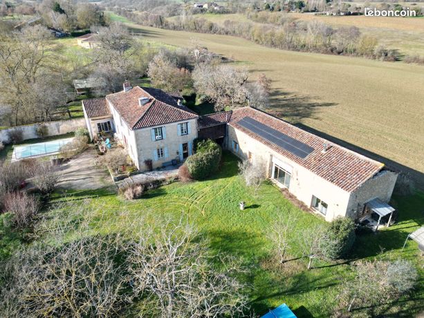 Propriété 9 pièces 360 m²