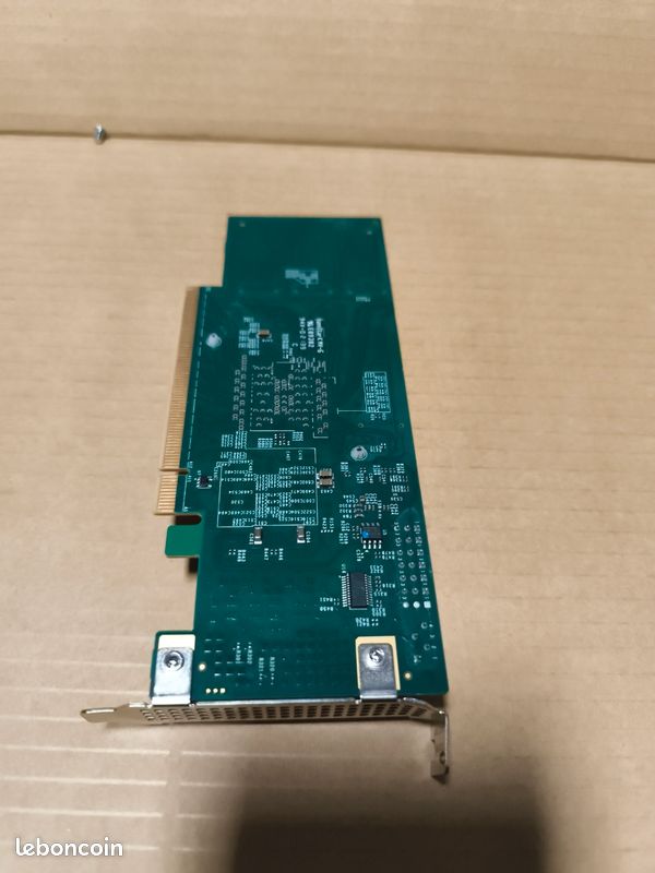 Supermicro AOC SLG3 4E4T O Low Profile Quad Port NVMe Internal Host Bus Adapter