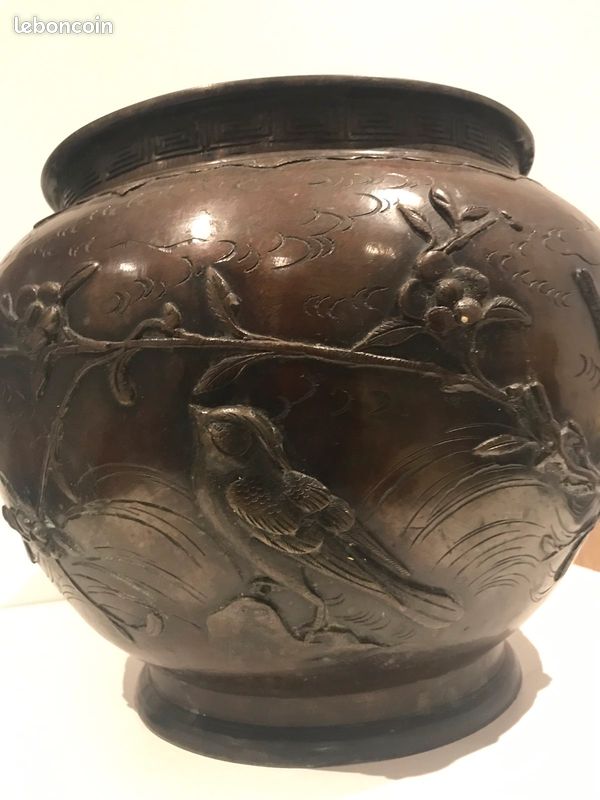 Art asiatique, cache pot ancien en bronze (image 5)