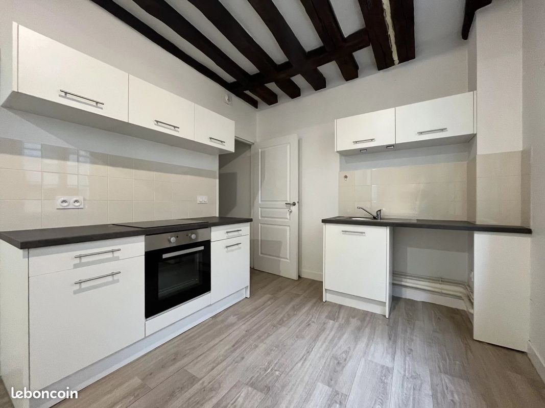 Appartement 2 pièces 49 m² · à Chartres · 49 m² · 599 €
