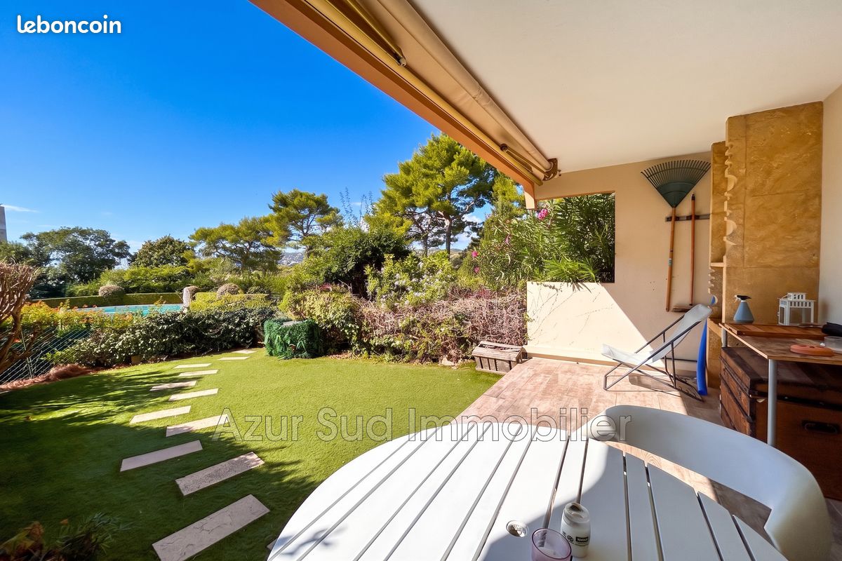 Appartement 2 pièces 53 m² · à Antibes · 53 m² · 349 000 €