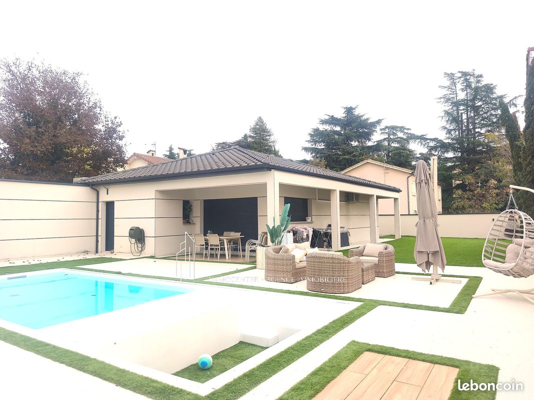 Maison 5 pièces 132 m² · à Romans-sur-Isère · 132 m² · 450 000 €