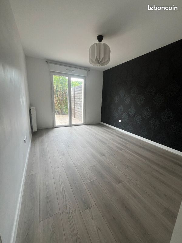 Appartement a louer sainte-genevieve-des-bois - 3 pièce(s) - 75 m2 - Surfyn