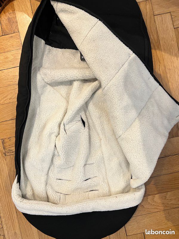 Vends poussette Yo-yo + turbulette hiver + housse pluie (image 10)